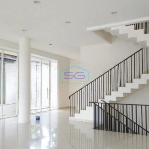 Disewakan Ruko Luas Tanah 195 m² Lokasi Bebas Banjir di BSD City Tangerang-3