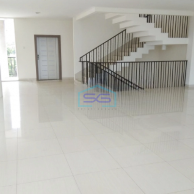 Disewakan Ruko Luas Tanah 195 m² Lokasi Bebas Banjir di BSD City Tangerang