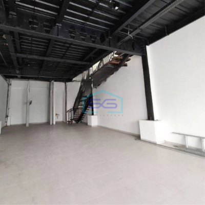 Disewakan Ruko Luas Bangunan  576 m² di Serpong Tangerang Selatan-3