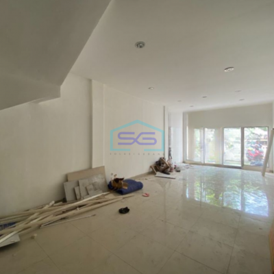 Dijual Ruko 3 Lantai Luas Bangunan  190 m² Lokasi Periuk Tangerang-2