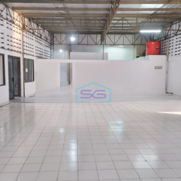 Disewakan Gudang Luas Tanah  1500 m² Lokasi Bebas Banjir di Cipondoh Tangerang-2