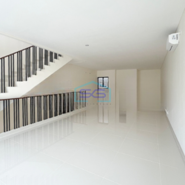 Disewakan Ruko 3 Lantai Luas Tanah  120 m² Lokasi  Gading Serpong Tangerang-4