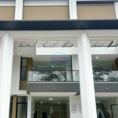 Disewakan Ruko 3 Lantai Luas Tanah  120 m² Lokasi  Gading Serpong Tangerang