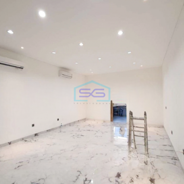 Dijual Ruko Luas Bangunan  220 m² di Puri Indah Jakarta Barat-1