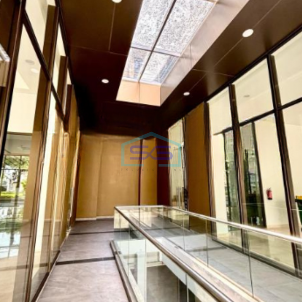 Disewakan Ruko Luas Bangunan 824 m² Lokasi Bebas Banjir di Gading Serpong Tangerang-4