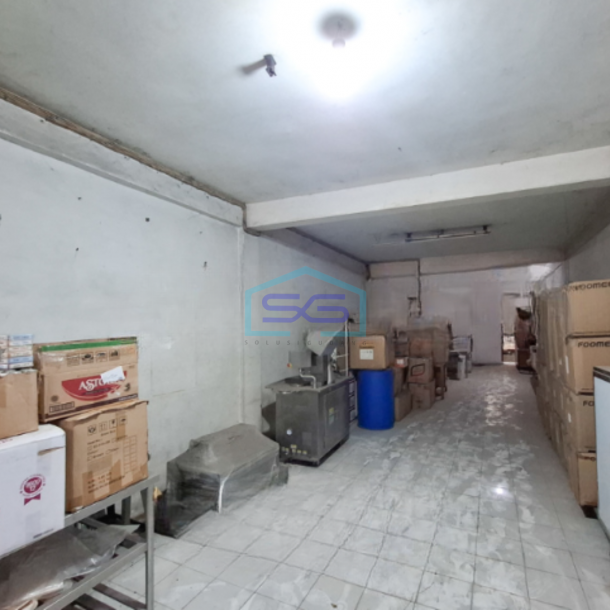 Dijual Ruko 3 Lantai Luas Tanah  139 m² Lokasi Bebas Banjir di Duri Kosambi Jakarta Barat-3