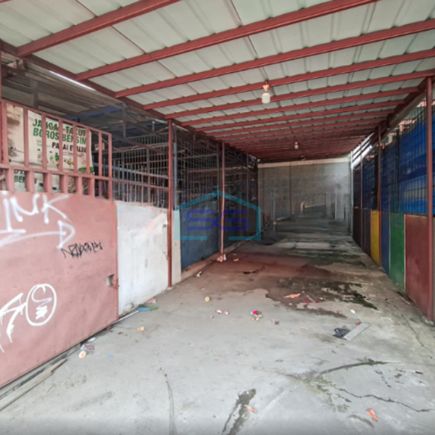 Dijual Ruko 3 Lantai Luas Tanah  139 m² Lokasi Bebas Banjir di Duri Kosambi Jakarta Barat-1
