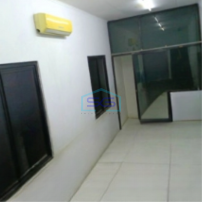 Dijual Gudang Luas Bangunan  1600 m² di Pinggir Jalan Raya Cipondoh Tangerang