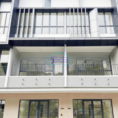 Dijual Ruko 3 Lantai Luas Bangunan  154 m² Lokasi Bebas Banjir di BSD Tangerang Selatan-1