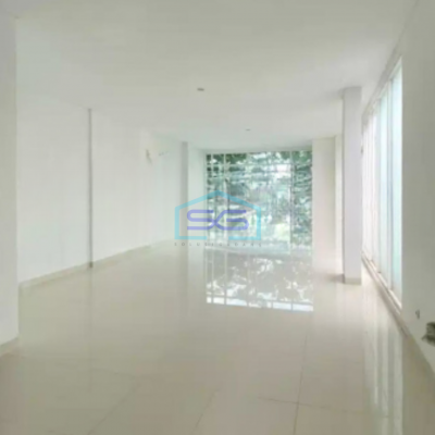 Dijual Ruko 3 Lantai Luas Tanah  158 m² Lokasi di BSD Tangerang