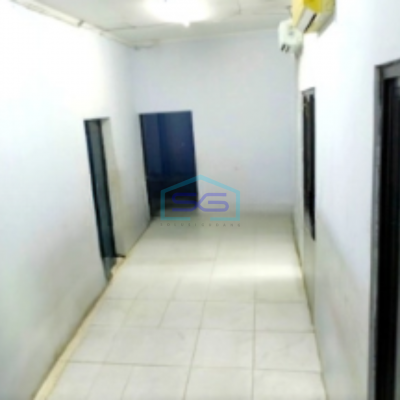 Disewakan Gudang Ada Kantor Luas Tanah 1400 m² Lokasi di Cipondoh Tangerang