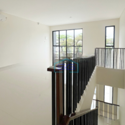 Disewakan Ruko 3 Lantai Luas Bangunan 268 m² Lokasi di Gading Serpong Tangerang-2