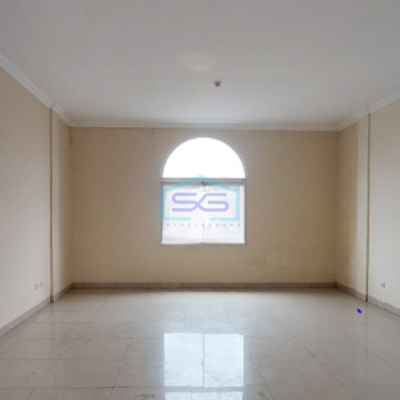 Disewakan Ruko 3 Lantai Luas Bangunan  262 m² Lokasi di Jakarta Barat