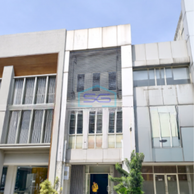 Disewakan Ruko 3 Lantai Siap Pakai Luas Bangunan  237 m² di Alam Sutera Tangerang-1
