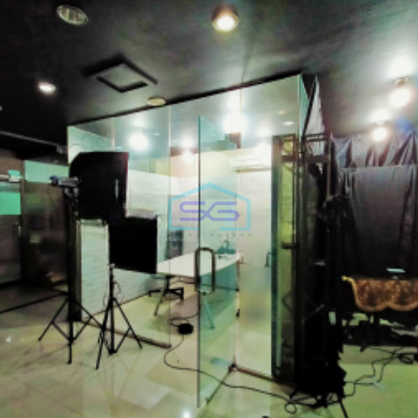Dijual Ruko Luas Bangunan 234 m² Lokasi di Ciputat Timur Tangerang Selatan-1