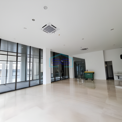 Disewakan Ruko Luas Tanah  180 m² Lokasi di Gading Serpong Tangerang-2