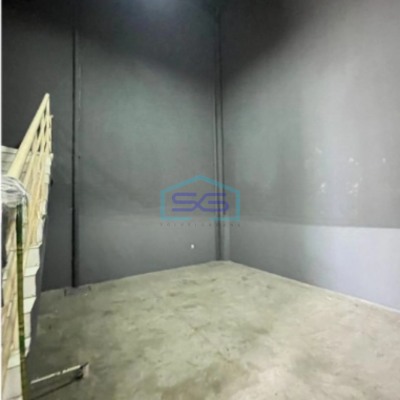 Disewakan Gudang 2 Lantai Lokasi Legok Tangerang Luas Tanah 162 m²