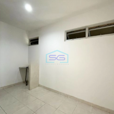 Disewakan Gudang 2 Lantai Lokasi Legok Tangerang Luas Tanah 162 m²