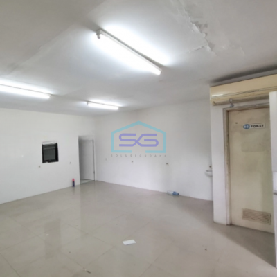 Disewakan Gudang Ada Kantor Luas Tanah  540 m² Lokasi di BSD Tangerang