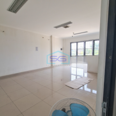 Disewakan Ruko 2 Lantai Luas Tanah 120 m² Lokasi Gading Serpong Tangerang