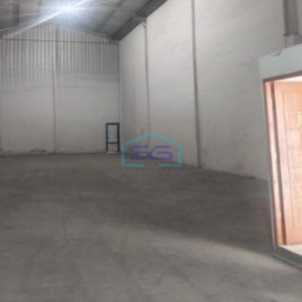 Disewakan Gudang Lokasi di Tangerang  Luas Tanah  243 m²-1