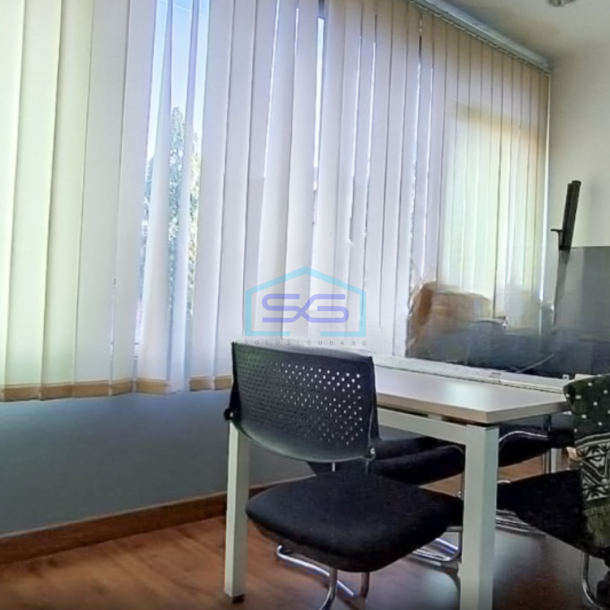 Dijual Ruko 2 Lantai Lokasi Bebas Banjir di Kembangan Jakarta Barat Luas Bangunan  176 m²-2