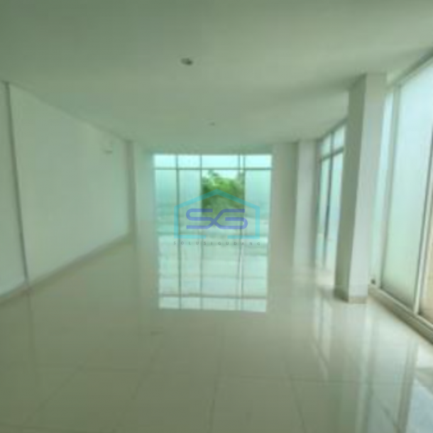 Dijual Ruko Lokasi Bebas Banjir Luas Bangunan  235 m² di BSD Tangerang Selatan-2