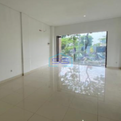 Dijual Ruko 3 Lantai Luas Bangunan 235 m²  Lokasi Bebas Banjir di BSD Tangerang Selatan-1