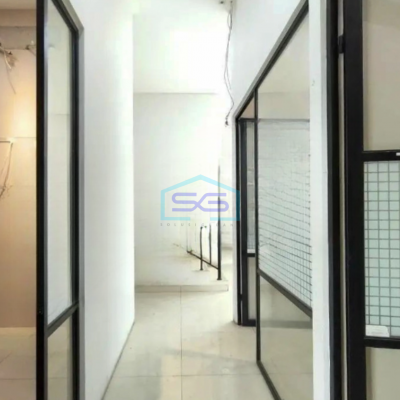 Dijual Ruko Luas Bangunan 637 m² Lokasi Bebas Banjir di BSD Tangerang