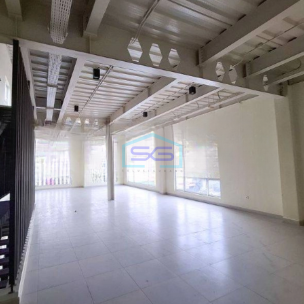 Disewakan Ruko Luas Bangunan 576 m² di Serpong Tangerang Selatan-1