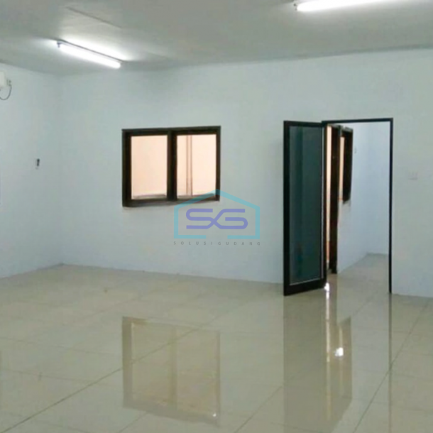 Disewakan Gudang Ada Kantor Luas Bangunan  550 m² di BSD Tangerang-1