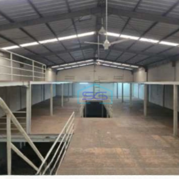 Disewakan Gudang Ada Kantor Luas Bangunan 480 m² di Tangerang-2