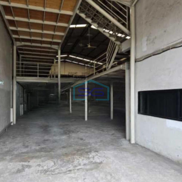 Disewakan Gudang Ada Kantor Luas Bangunan 480 m² di Tangerang-5
