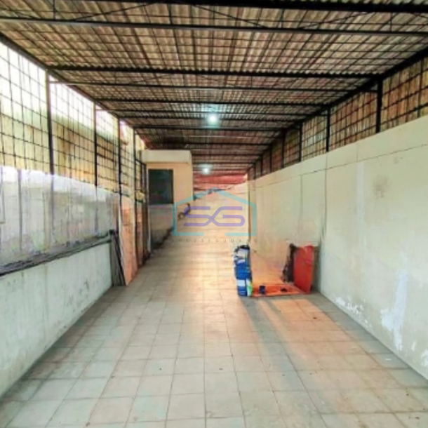 Dijual Ruko Luas Bangunan 330 m² di Tubagus Angke Jakarta Barat-1