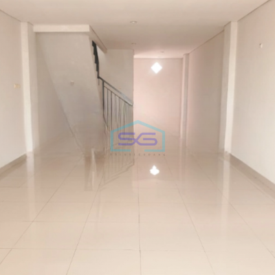 Dijual Ruko Luas Bangunan 270 m² di Cengkareng Jakarta Barat-3