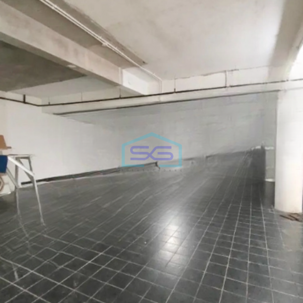 Disewakan Ruko Luas Bangunan  637 m²  di BSD Tangerang-3