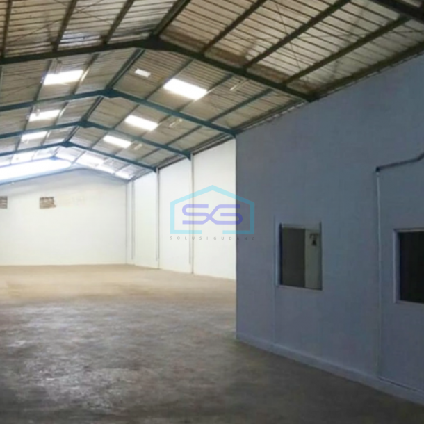 Disewakan Gudang Ada Kantor Luas Tanah 600 m² Lokasi BSD Tangerang-3