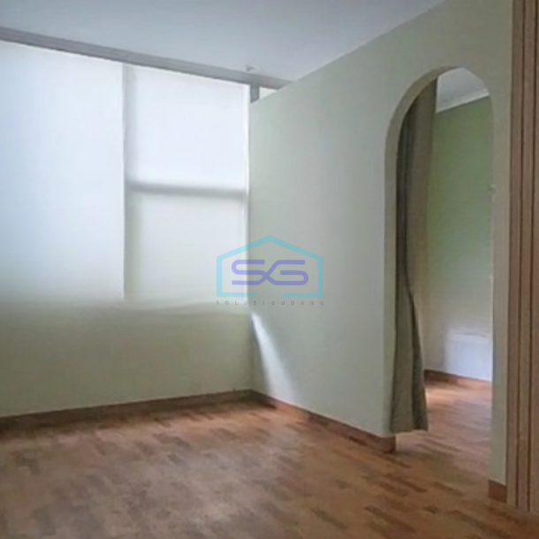 Disewakan Ruko 3 Lantai Luas Bangunan 324 m² di Alam Sutera Tangerang-2