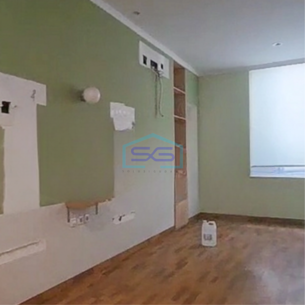 Disewakan Ruko 3 Lantai Luas Bangunan 324 m² di Alam Sutera Tangerang-1