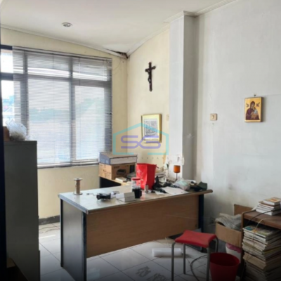 Disewakan Ruang Usaha Di Cipaganti Pasteur Bandung 2 lantai  Luas Bangunan  150 m²