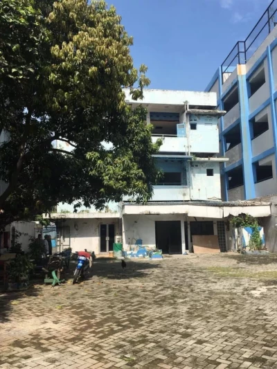 Dijual Gedung + Lahan di Gunung Sahari