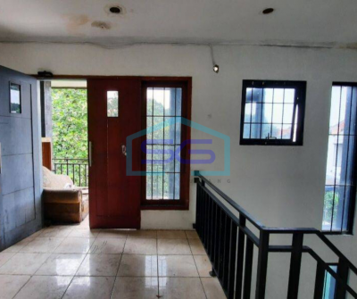 Disewakan Gedung 3 lantai Tb.Simatupang pasar minggu dekat antam