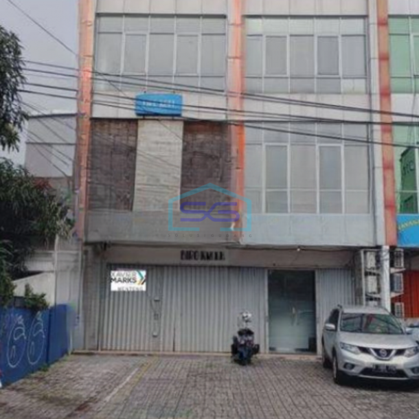 Dijual Cepat Ruko 4 Lantai Ada Lift di Menteng Dekat Jalan Cikini Jakarta Pusat-1