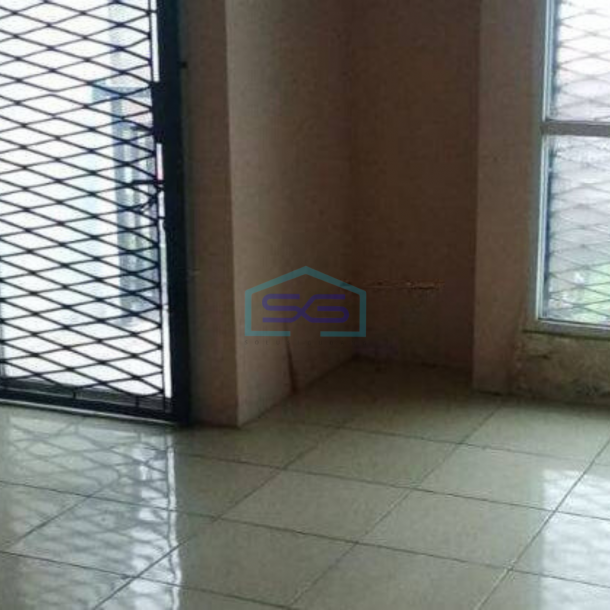 Disewakan Ruko 4 Lantai LB 220 m² Parkiran 2 Mobil di Menteng Jakarta Pusat-2