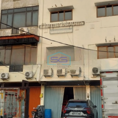 Dijual Cepat Ruko Luas Bangunan  340 m² di Senen Jakarta Pusat