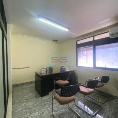 Dijual Ruko Lokasi Strategis di Pondok Indah Jakarta Selatan Luas Bangunan 196 m²