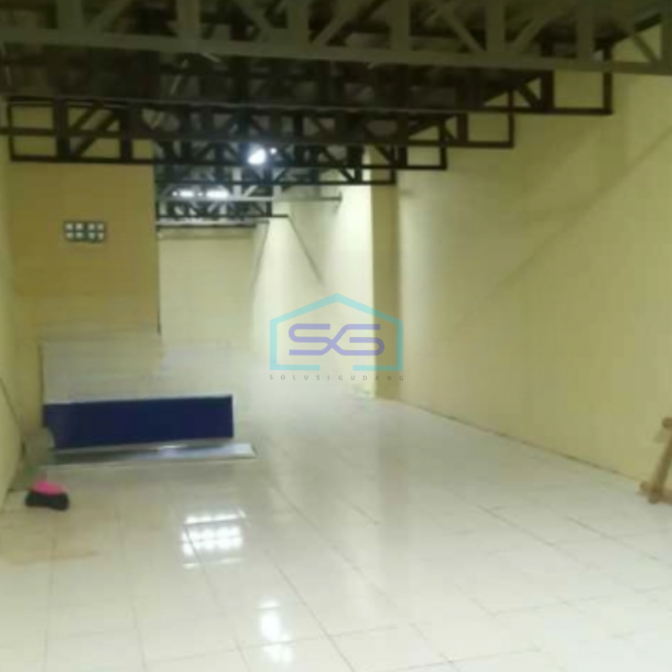 Disewakan Cepat Gudang Luas Bangunan  200 m² di Pademangan Jakarta Utara-2
