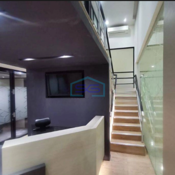 Dijual Ruko Luas Bangunan 110 m² 2 Lantai di Kuningan Jakarta Selatan-2