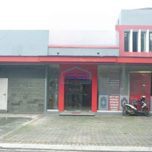 Dijual Ruko 2 Lantai Luas Bangunan  700 m² di Lebak Bulus Jakarta Selatan-1