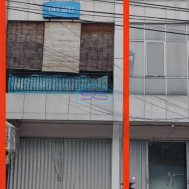 Dijual Cepat Ruko Luas Bangunan  317 m² di Menteng Jakarta Pusat-1